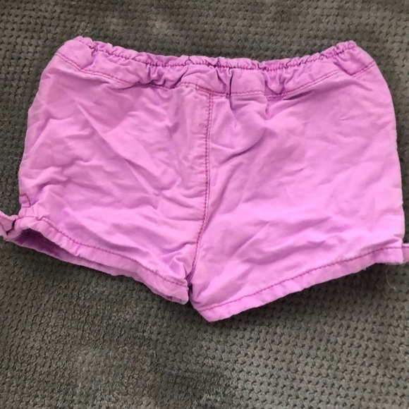 Toddler girls Oshkosh b’gosh Pink shorts in size 2T - Picture 4 of 5
